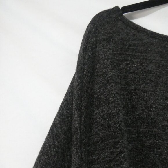 SEDUCTIONS | medium | Round Neckline Salt and Pepper Sweater | 3/4 Sleeves - Picture 10 of 15